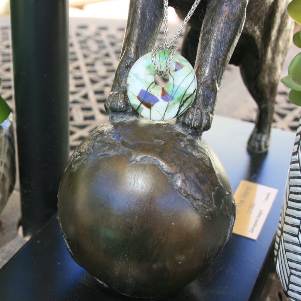 Dichroic glass green pendant - Picture 2 of 4